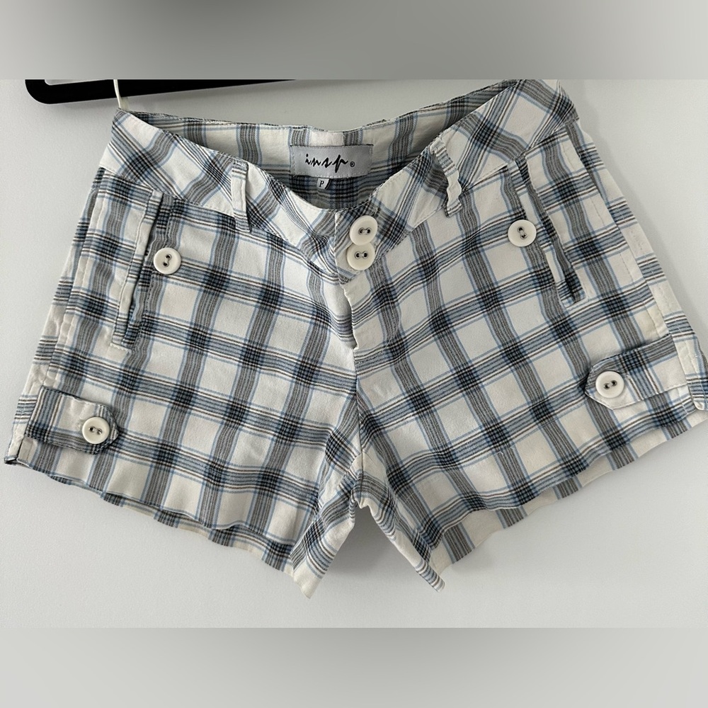 Women’s checkered shorts INSP small